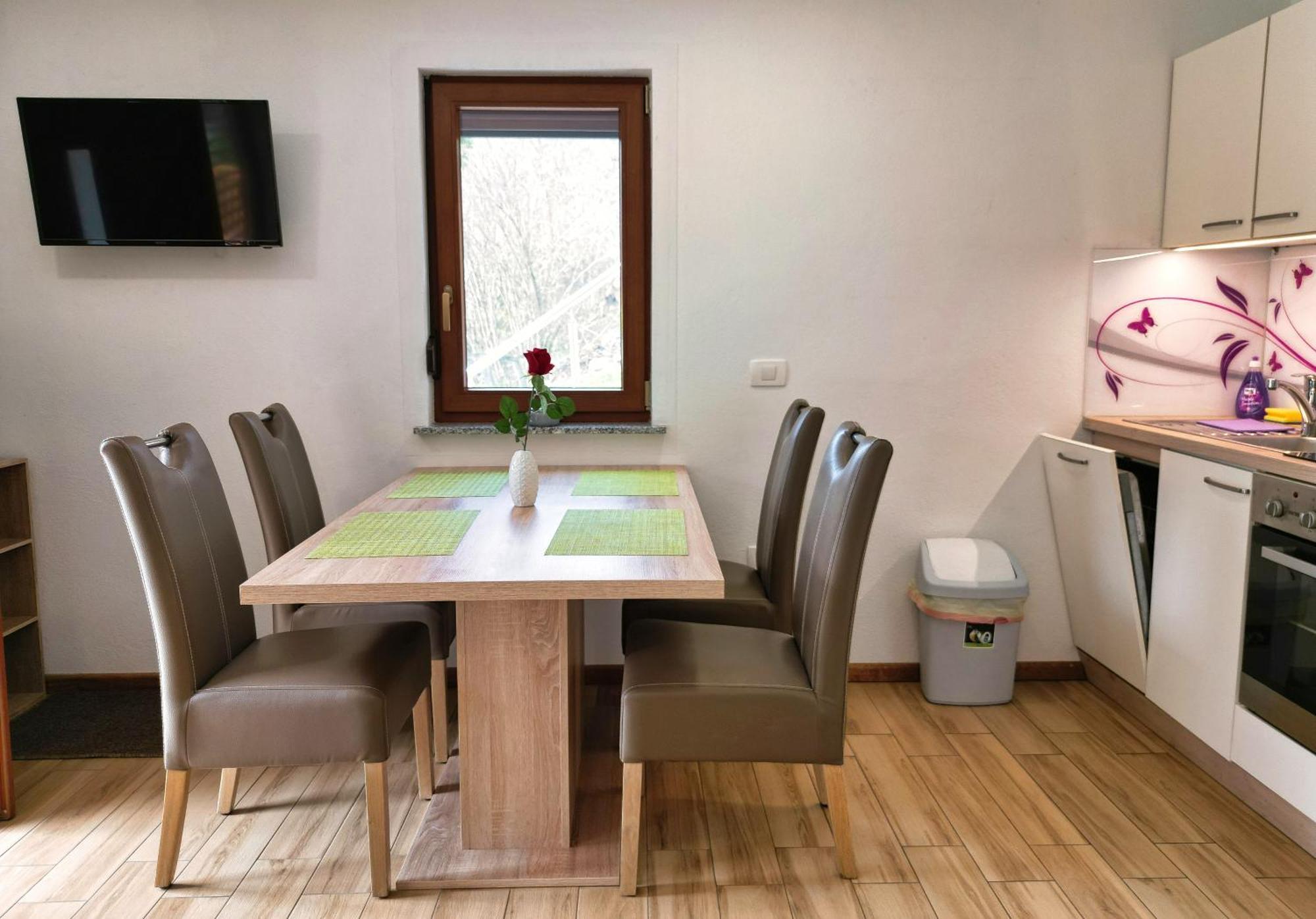 Apartment Mari Бохінь Екстер'єр фото